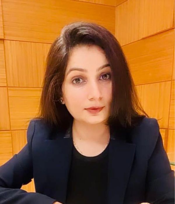 Dr. Pooja Saxena